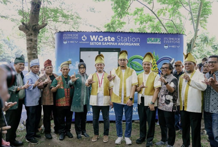 Atasi Masalah Sampah, DLHK Pekanbaru Operasikan 'Waste Station' Berbasis Saldo Digital