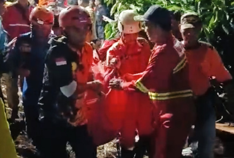 Longsor Terjadi di Cilacap: 21 Orang Hilang, 2 Tewas dan 3 Luka-luka