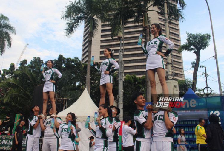 Acara Mizone Active Zone menghadirkan berbagai aktivitas seru seperti fun run, parade olahraga, Zumba, dance, hingga sesi interaktif yang mendorong semangat #OnTerus. Lebih dari 5.000 botol Mizone COCOBOOST dibagikan kepada para pengunjung untuk memberikan asupan elektrolit yang dibutuhkan selama beraktivitas.