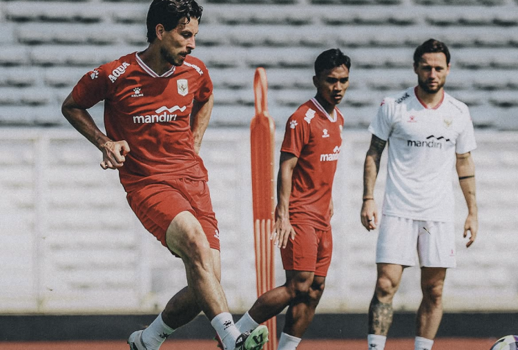 Media Vietnam Soroti 'Paradoks' Timnas Indonesia di AFF 2026, Thom Haye Kirim Pesan Menggetarkan