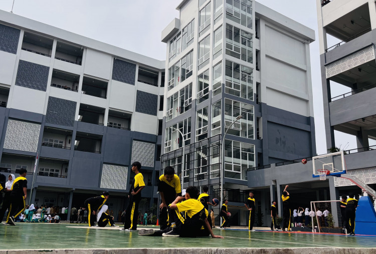Pramono Revitalisasi 19 Sekolah di 2025, Anggarannya Tembus Rp876 Miliar