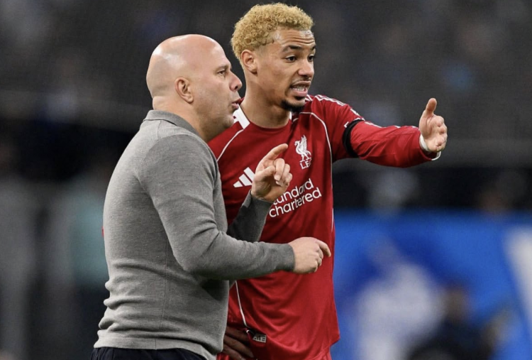 Liverpool Pecat Arne Slot Jika Gagal ke Liga Champions, Masa Depan Mohamed Salah Bisa Berubah