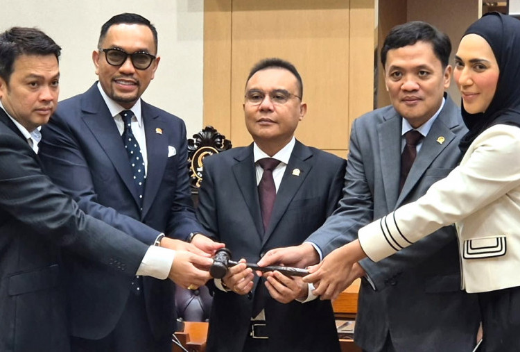 Ahmad Sahroni Kembali Duduki Wakil Ketua Komisi III DPR RI