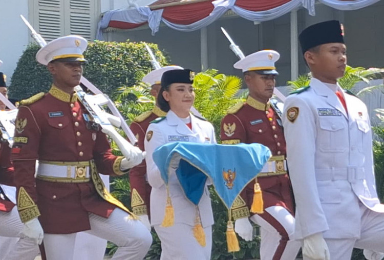 Ini Riwayat Pendidikan Bianca Lantang asal Tomohon, Pembawa Baki Bendera Pusaka di HUT Ke-80 RI