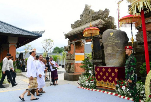 Jokowi Resmikan Kawasan Suci Pura Agung Besakih, Bisa Tingkatkan Kunjungan Wisatawan di Bali