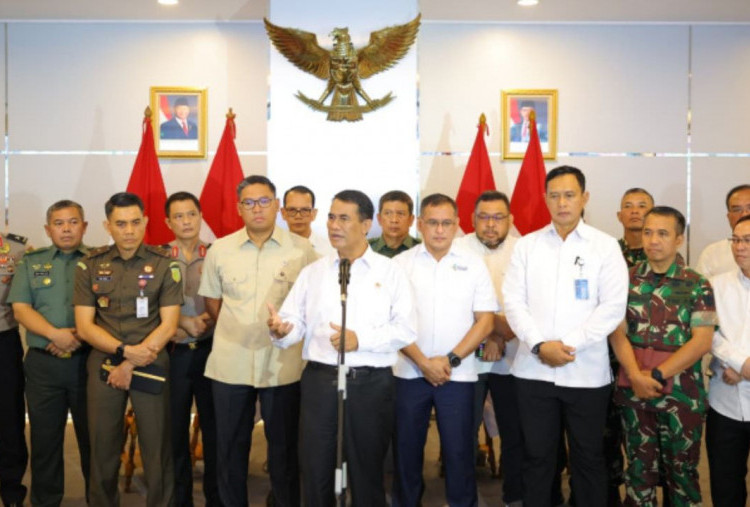 Sejarah Baru! Presiden Prabowo Turunkan Harga Pupuk Bersubsidi hingga 20 Persen