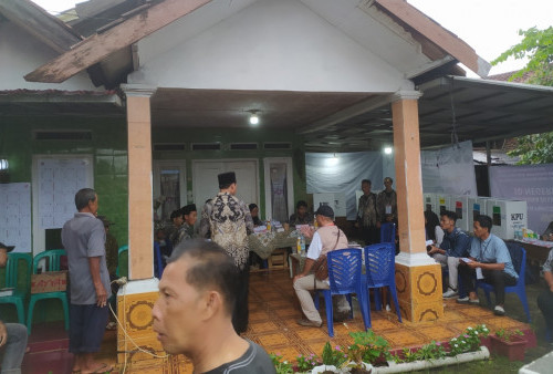 TPS 012 di Dukuh Pinang Tangerang 'Ngungsi' ke Rumah Warga Buntut Hujan Deras