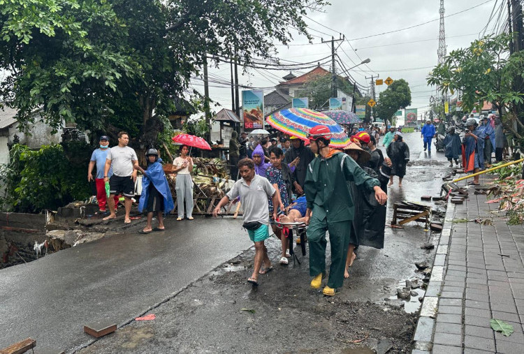 Banjir Denpasar Disorot Media Asing, Pariwisata Bali Jadi Taruhan