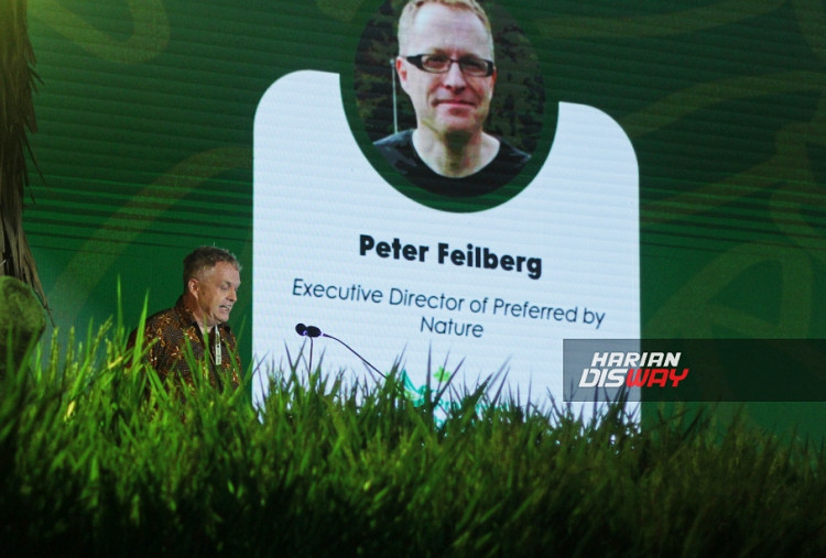 Agenda selama forum mencakup diskusi mengenai praktik pertanian rendah karbon, penguatan pasar beras berkelanjutan, pemanfaatan teknologi digital, pembiayaan hijau, serta penyelarasan kebijakan nasional dengan tuntutan keberlanjutan global. Berbagai perspektif dari lembaga internasional dan pemangku kepentingan domestik mempertegas bahwa transformasi sistem pangan menuntut inovasi, investasi, dan kemitraan lintas sektor.