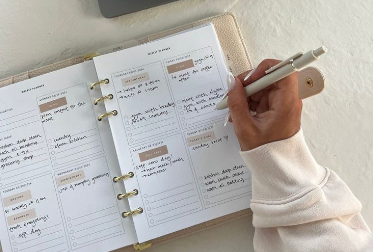 To-Do List yang Tak Pernah Selesai: Kenapa Kita Lebih Memilih Nonton Drakor?