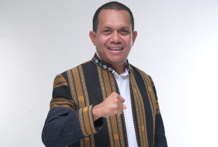 Cheng Yu Pilihan Gubernur Nusa Tenggara Timur Emanuel Melkiades Laka Lena: Zhi Xing He Yi