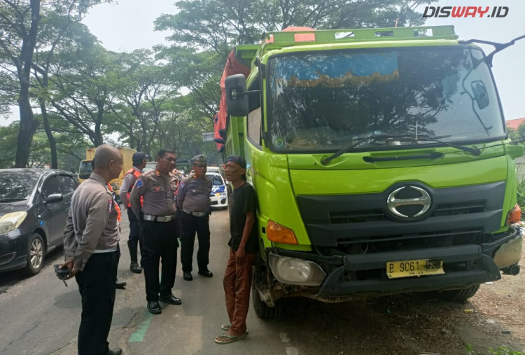 Bandel! 20 Truk Tanah di Kota Tangerang Ditilang Akibat Langgar Jam Operasional