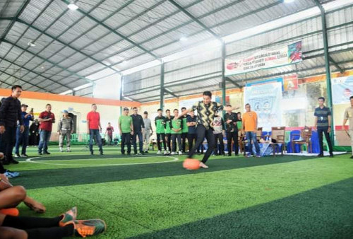 Buka Turnamen Futsal KMOI Cup VII, Bupati Panca Minta Junjung Sportifitas   
