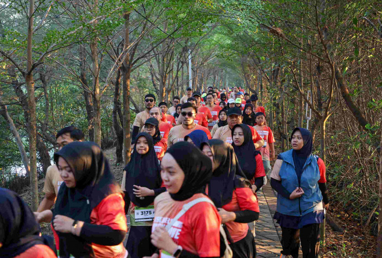 Pemkot Surabaya-SIER Gaungkan Pelestarian Lingkungan Lewat Mangrove Eco Run 3.0