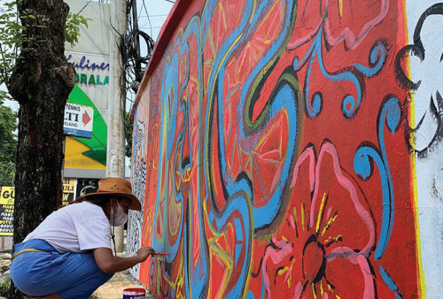Mural-mural Penuh Pesan di Magelang (1): Ibu-Anak Menggambar Bareng