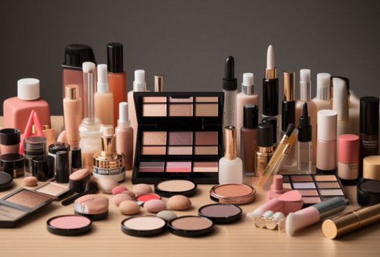 4 Gaya Make Up yang Dapat Dicoba di Tahun 2025
