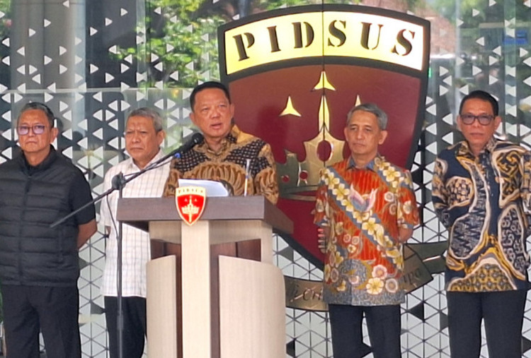 Drama! Eks Jampidsus Febrie Adriansyah Mangkir dari Panggilan Penyidik, Kejagung Jadwalkan Ulang Pemeriksaan  