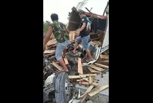 Alami Kecelakaan Tunggal di Tol Lampung-Palembang, Begini Nasib Sopir Truk Pengangkut Buah Salak