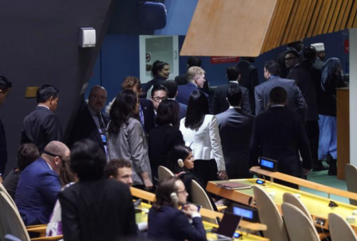 ﻿PM Israel Benjamin Netanyahu Bicara di Sidang umum PBB, Diplomat Lain Ramai-Ramai Walkout