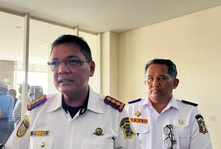 Dishub Surabaya Berhentikan 600 Jukir yang Tolak Digitalisasi Parkir