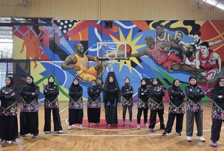 Main Basket Pakai Gamis, Muslimah Basketball Surabaya Buktikan Outfit Bukan Penghambat