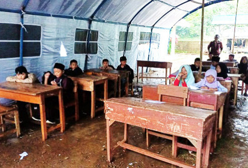 Perbaikan Ruang Kelas SDN Bojongkapol Jangan Tunggu 2023, Terlalu Lama! Ini Saran Wakil Ketua DPRD Ami Fahmi