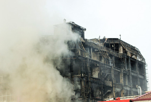 74 Orang Tewas di Tragedi Kebakaran Gedung di Afrika Selatan