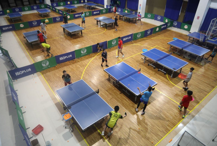 Persatuan Tenis Meja HCIYS: Latih Anak-Anak sampai Ibu-Ibu Tangguh