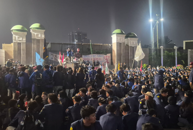 Wapres Mahasiswa Trisakti Sebut Gelombang Aksi Mahasiswa yang Lebih Besar di Depan Mata, Jika...