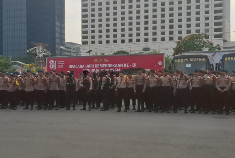 9.242 Personel Siaga Aksi Mahasiswa di Bundaran HI, 21 Orang Diamankan