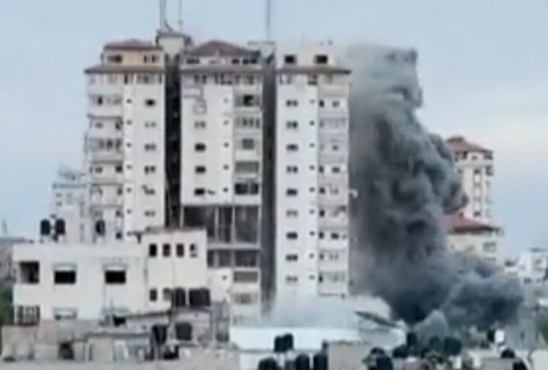 Israel Balas Serangan Hamas di Jalur Gaza, Ratusan Warga Palestina Tewas