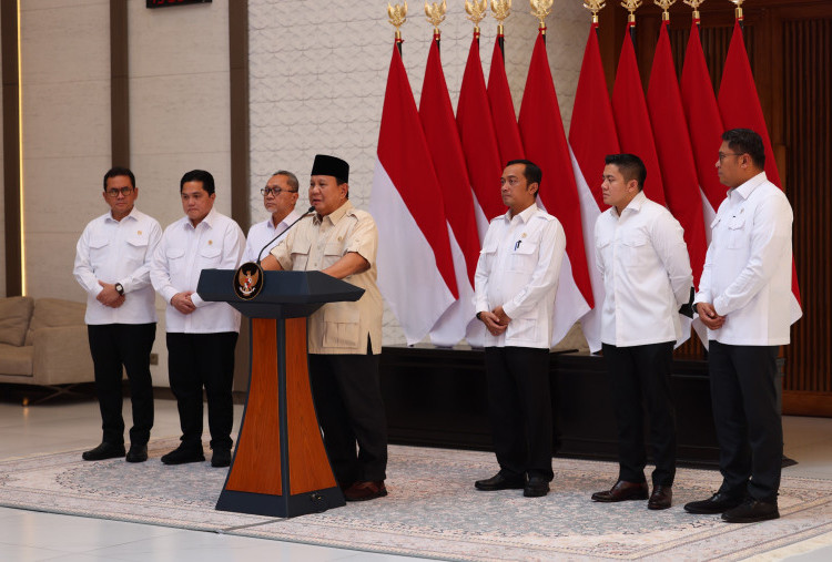 Prabowo Instruksikan Kementerian PU dan BUMN Wujudkan Diskon Tarif Tol dan Tiket Pesawat Pada Mudik Lebaran Ini 