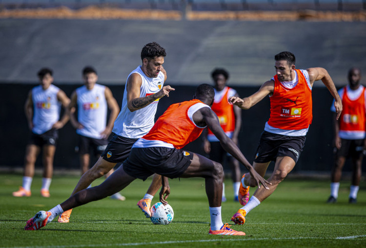 Prediksi Valencia vs Real Oviedo: Duel Tak Seimbang Lawan Tim Promosi