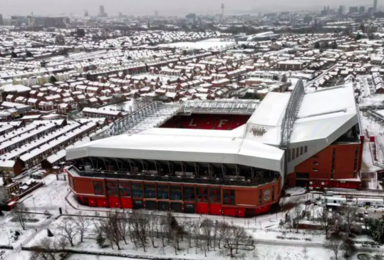 Badai Salju! Liverpool vs Manchester United Tetap di Anfield