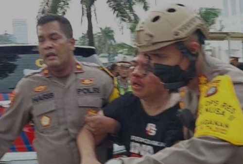 DICARI Orang Yang Lucuti Celana Ade Armando, Kuasa Hukum Buka Sayembara Rp50 Juta