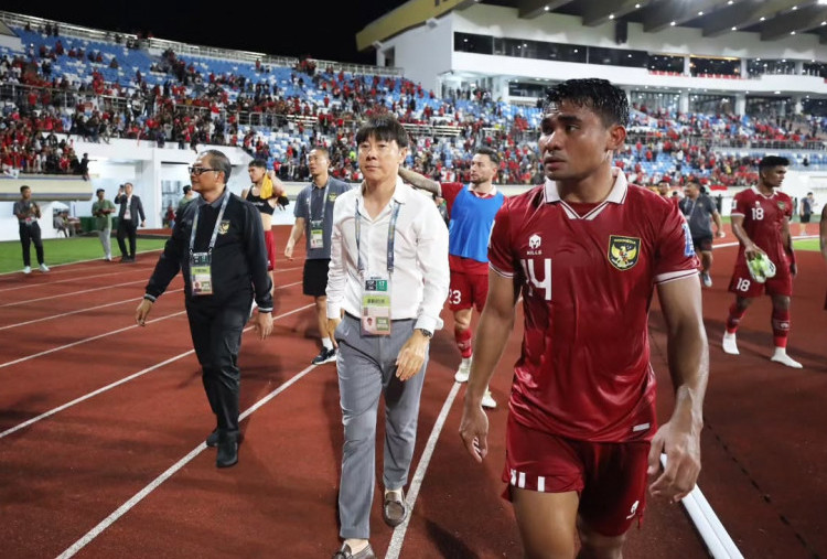 Desak Kembalinya Shin Tae-yong, Netizen Serbu Kolom IG Erick Thohir Usai PSSI Pecat Kluivert: Begini Respon STY!