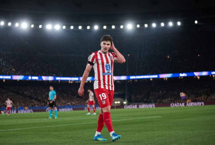 Transfer Julian Alvarez Memanas, Atletico Sindir Barcelona di Media Sosial