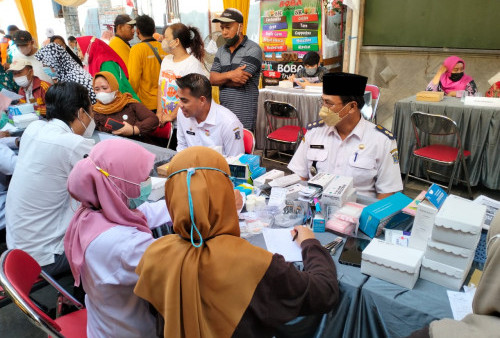Menengok Baksos dan Pelayanan Terintegrasi Pemkot Surabaya di Kecamatan di Lakarsantri 