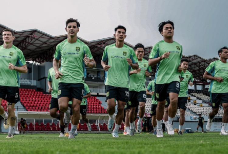 Jelang Bali United vs Persebaya, Paul Munster Ingin Bajol Ijo Tetap Fokus! 