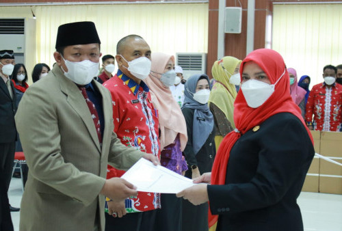 Socrat Kadishub, Yanwardi Plt. Asisten III, Berikut Ini Pejabat Pemkot Bandar Lampung yang Di-rolling