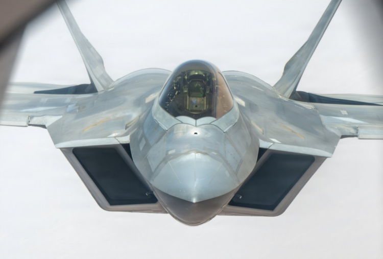 Iran Klaim Berhasil Hancurkan Pesawat Tempur F-35 yang Parkir di Yordania 
