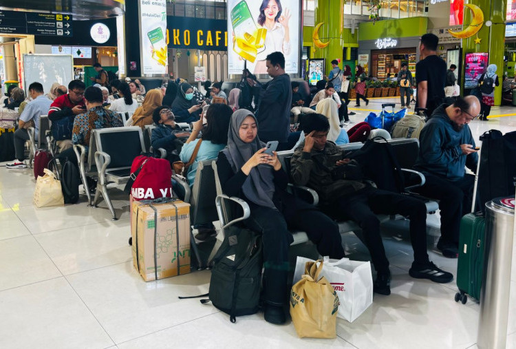 Mudik Lebaran 2026: Ingin Rasakan Sensasi Puasa di Kampung, Cerita Pemudik Pilih 'Start' Duluan Naik Kereta