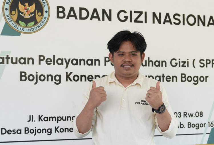 Sempat 'Gantung Panci' Imbas Covid-19 dan Nganggur, Junaedi Jadi Koki Lagi Berkat MBG