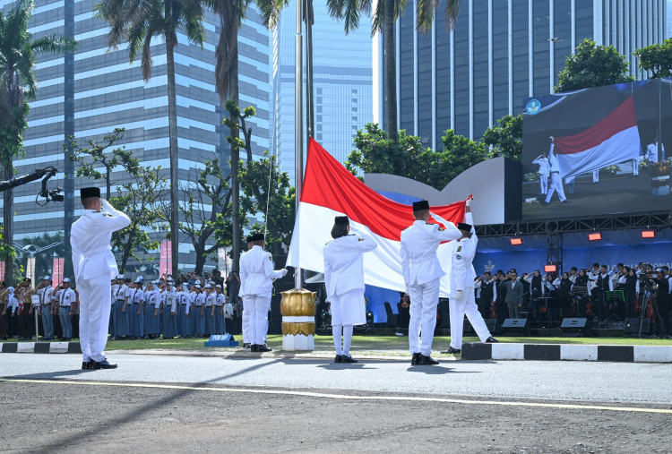 Miris! HGN 2024, Guru Madrasah Masih Terpinggirkan