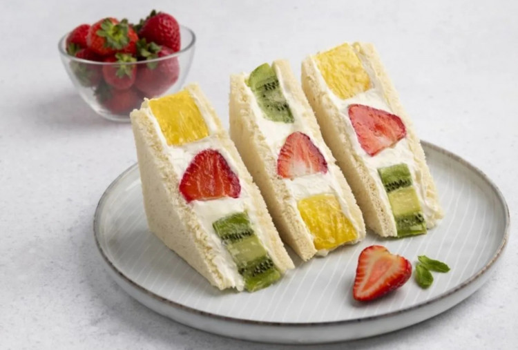 Lezatnya Sandwich Stroberi Krim khas Jepang dan Berbagai Sandwich Populer 