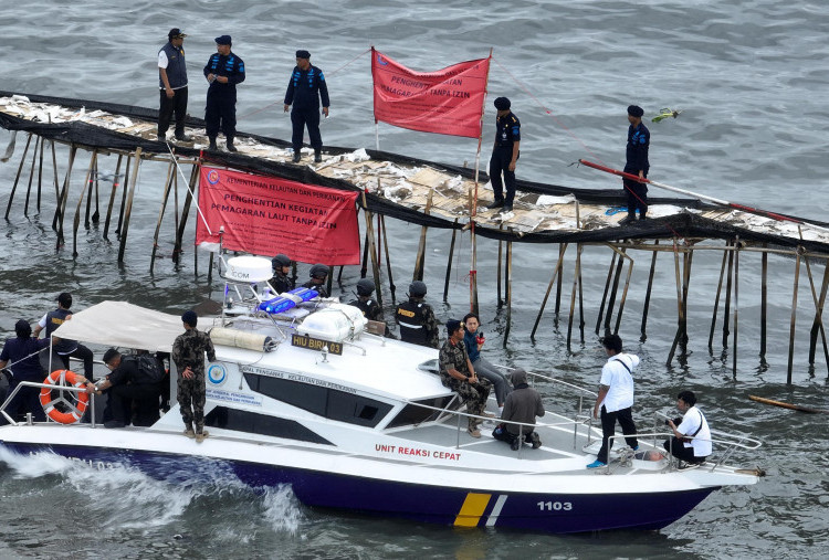 Penampakan Pagar Laut Tangerang yang Disegel Oleh KKP: Dasar Perairan Berupa Rubble dan Pasir  