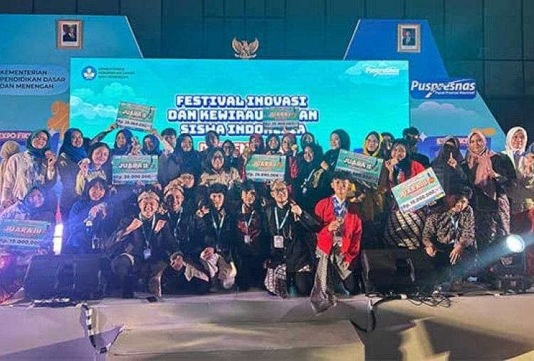 Inovatif dan Berdaya Saing, Pelajar Jatim Borong 11 Juara di FIKSI Nasional