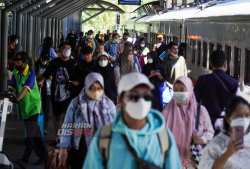 Arus Balik Stasiun Gubeng Kota Surabaya Melonjak