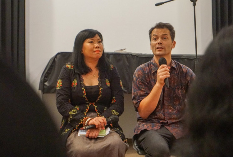 Merapat Senja, Robin Block dan Angelina Enny Buka Sejarah Peranakan Era Kolonial