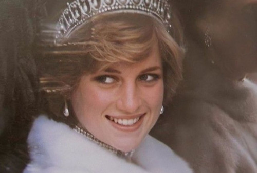 Sosok Lady Diana, Mantan Istri Raja Charles III yang Dijuluki Putri Rakyat, Gaya Fashionnya Gak Pernah Gagal